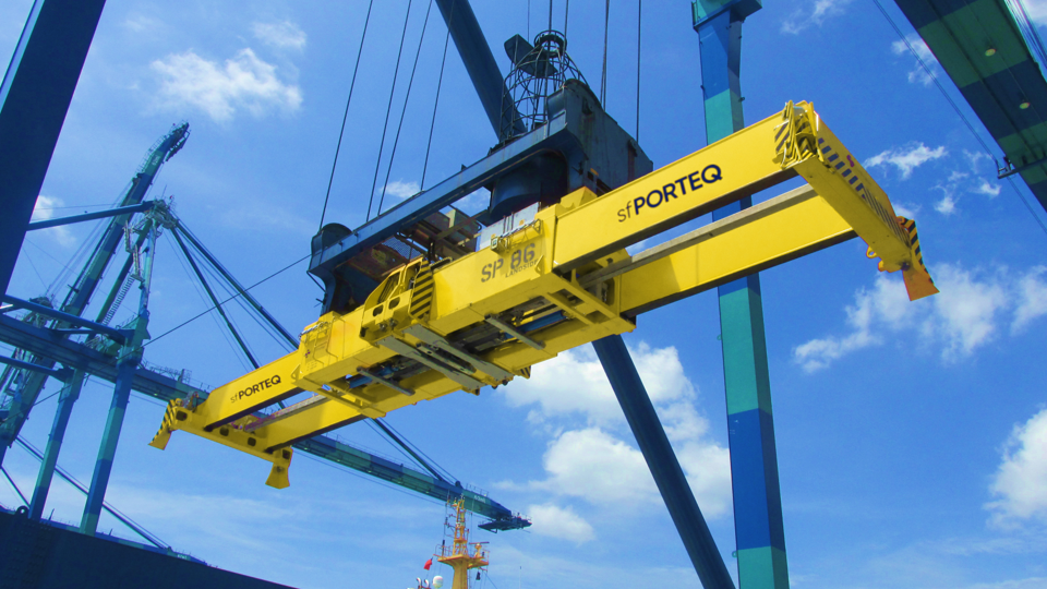 sfPORTEQ spreader